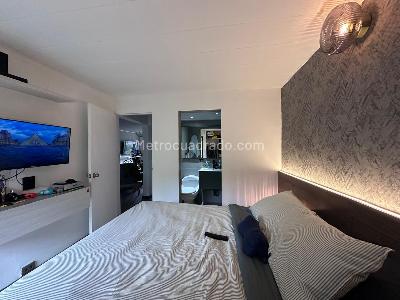 Apartamento de 2 alcobas en venta en El Poblado, Medellín, 80 m² · foto 12 de 19