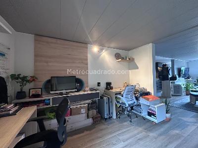 Apartamento de 2 alcobas en venta en El Poblado, Medellín, 80 m² · foto 9 de 19