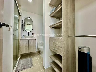 Apartamento en venta en El Poblado, Medellín · foto 9 de 11