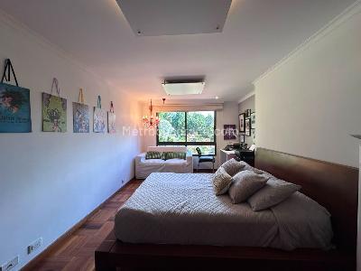 Apartamento de 4 alcobas en venta en El Poblado, Medellín, 286 m² · foto 14 de 18