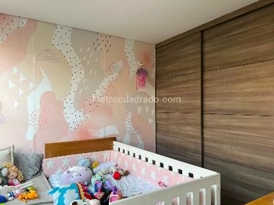 Apartamento de 3 alcobas en venta en El Poblado, Medellín, 134 m² · foto 10 de 17