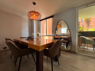 Apartamento de 3 alcobas en venta en El Poblado, Medellín, 130 m² · foto 4 de 15
