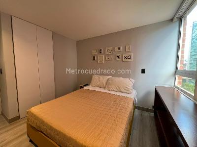 Apartamento de 3 alcobas en venta en El Poblado, Medellín, 130 m² · foto 7 de 15