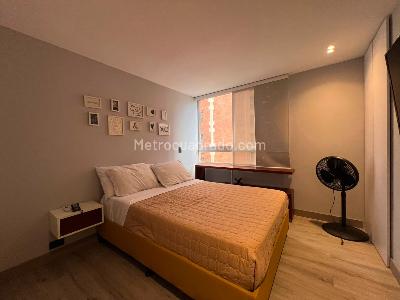 Apartamento de 3 alcobas en venta en El Poblado, Medellín, 130 m² · foto 8 de 15