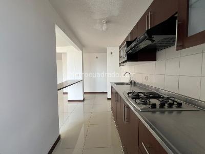 Apartamento en arriendo en El Poblado, Medellín · foto 5 de 15