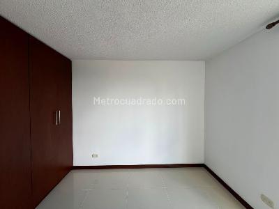 Apartamento en arriendo en El Poblado, Medellín · foto 7 de 15