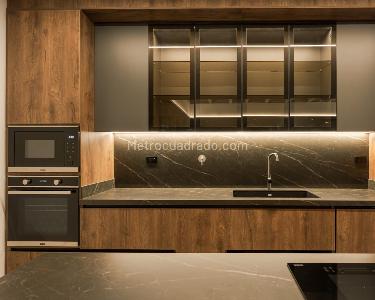 Apartamento de 2 alcobas en venta en El Diamante No. 2, Medellín, 240 m² · foto 4 de 13