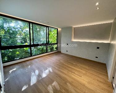 Apartamento de 2 alcobas en venta en El Diamante No. 2, Medellín, 240 m² · foto 6 de 13