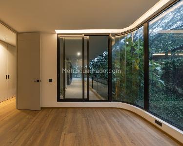 Apartamento de 2 alcobas en venta en El Diamante No. 2, Medellín, 240 m² · foto 8 de 13