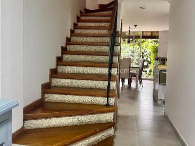Casa de 3 alcobas en venta en Envigado, Envigado, 190 m² · foto 6 de 16