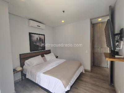 Apartamento de 2 alcobas en venta en El Poblado, Medellín, 71 m² · foto 12 de 18