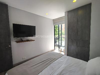 Apartamento de 2 alcobas en venta en El Poblado, Medellín, 71 m² · foto 13 de 18