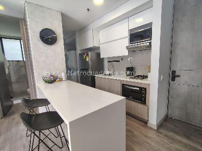 Apartamento de 2 alcobas en venta en El Poblado, Medellín, 71 m² · foto 6 de 18