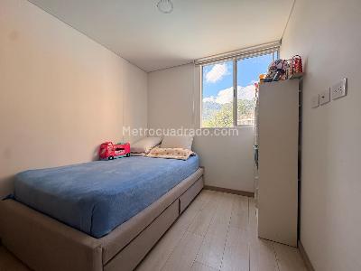Apartamento de 3 alcobas en venta en Sabaneta, Sabaneta, 68 m² · foto 10 de 13