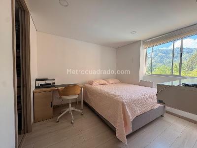 Apartamento de 3 alcobas en venta en Sabaneta, Sabaneta, 68 m² · foto 6 de 13