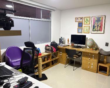 Apartamento de 2 alcobas en venta en Envigado, Envigado, 115 m² · foto 10 de 17