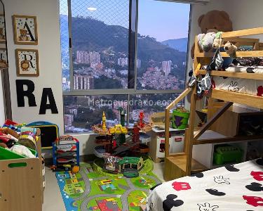 Apartamento de 2 alcobas en venta en Envigado, Envigado, 115 m² · foto 12 de 17