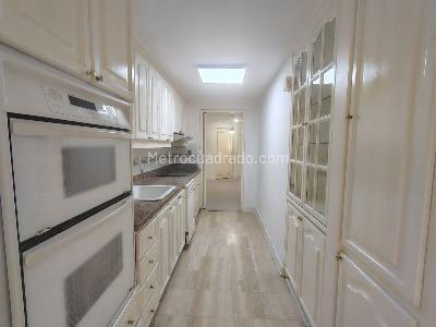Apartamento de 2 alcobas en venta en Envigado, Envigado, 100 m² · foto 7 de 19