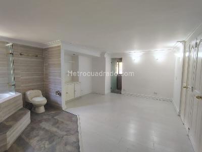 Apartamento de 2 alcobas en venta en Envigado, Envigado, 100 m² · foto 9 de 19