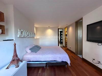 Apartamento en venta en El Poblado, Medellín · foto 11 de 20