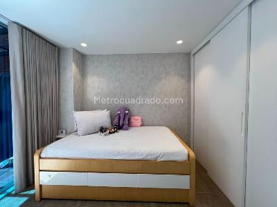 Apartamento de 2 alcobas en venta en El Poblado, Medellín, 100 m² · foto 11 de 17