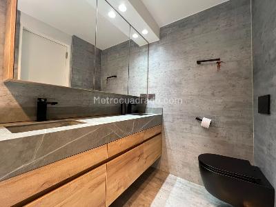 Apartamento de 2 alcobas en venta en El Poblado, Medellín, 100 m² · foto 14 de 17