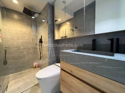 Apartamento de 2 alcobas en venta en El Poblado, Medellín, 100 m² · foto 16 de 17