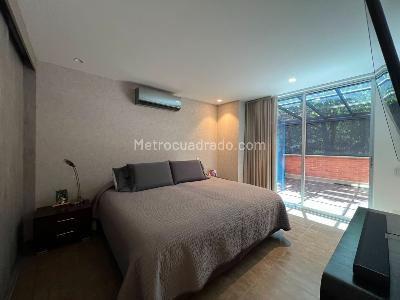Apartamento de 2 alcobas en venta en El Poblado, Medellín, 100 m² · foto 9 de 17