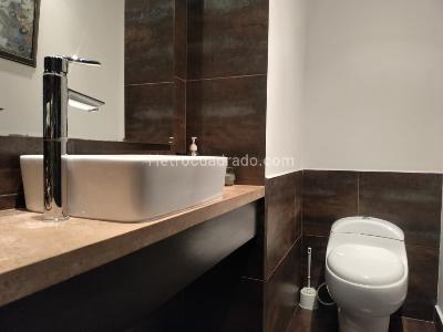 Apartamento de 2 alcobas en venta en El Poblado, Medellín, 115 m² · foto 16 de 18
