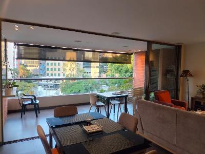 Apartamento de 2 alcobas en venta en El Poblado, Medellín, 115 m² · foto 2 de 18