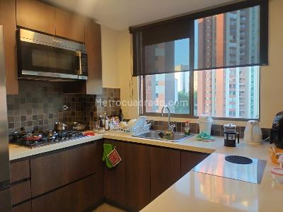 Apartamento de 2 alcobas en venta en El Poblado, Medellín, 115 m² · foto 6 de 18