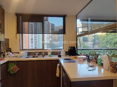 Apartamento de 2 alcobas en venta en El Poblado, Medellín, 115 m² · foto 7 de 18