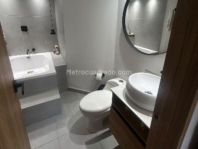 Apartamento en venta en El Poblado, Medellín · foto 10 de 12