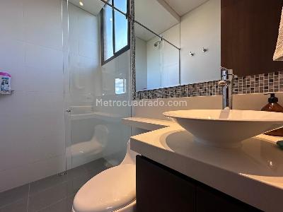 Apartamento en venta en El Poblado, Medellín · foto 18 de 20
