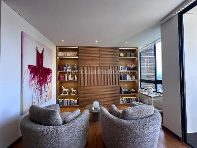 Apartamento en venta en El Poblado, Medellín · foto 2 de 20