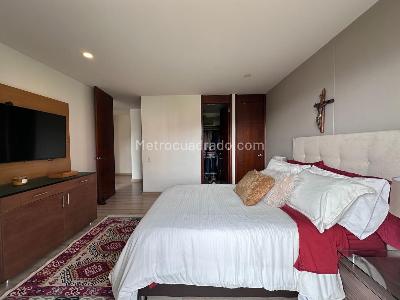 Apartamento de 3 alcobas en venta en El Tesoro, Medellín, 145 m² · foto 11 de 20