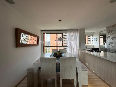 Apartamento de 3 alcobas en venta en El Tesoro, Medellín, 145 m² · foto 7 de 20