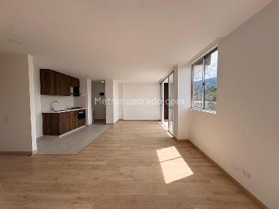 Apartamento de 2 alcobas en arriendo en Sabaneta, Sabaneta, 70 m² · foto 3 de 14