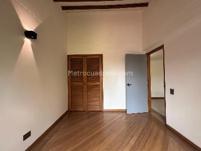 Casa en arriendo en El Poblado, Medellín · foto 14 de 20