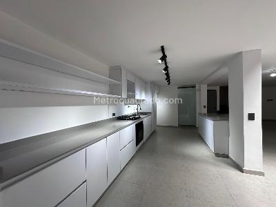Casa en arriendo en El Poblado, Medellín · foto 7 de 20