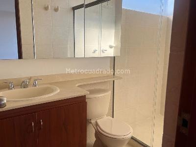 Apartamento de 3 alcobas en venta en El Poblado, Medellín, 130 m² · foto 13 de 13