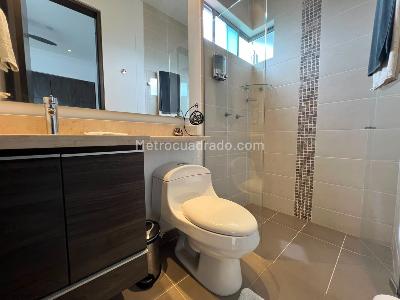 Apartamento en venta en El Poblado, Medellín · foto 15 de 20