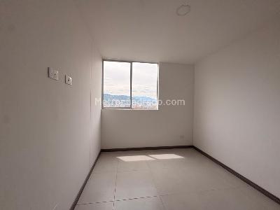 Apartamento de 3 alcobas en venta en Sabaneta, Sabaneta, 75 m² · foto 10 de 14