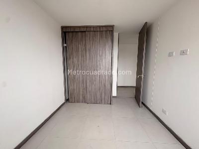 Apartamento de 3 alcobas en venta en Sabaneta, Sabaneta, 75 m² · foto 11 de 14
