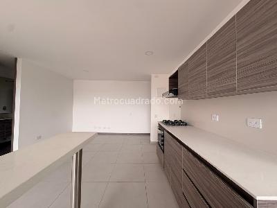 Apartamento de 3 alcobas en venta en Sabaneta, Sabaneta, 75 m² · foto 4 de 14
