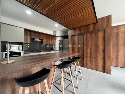 Apartamento de 2 alcobas en venta en El Poblado, Medellín, 100 m² · foto 5 de 14