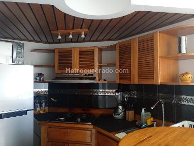 Apartamento en arriendo en El Poblado, Medellín · foto 6 de 12