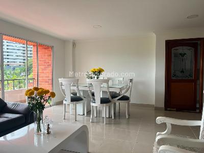 Casa de 5 alcobas en venta en Envigado, Envigado, 265 m² · foto 4 de 19