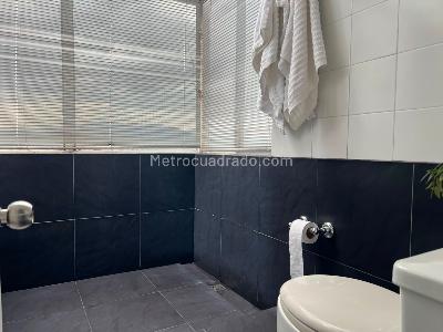 Apartamento de 3 alcobas en venta en El Poblado, Medellín, 182 m² · foto 17 de 19