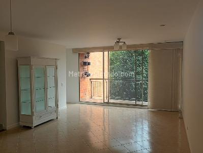 Apartamento de 3 alcobas en venta en Envigado, Envigado, 123 m² · foto 2 de 19